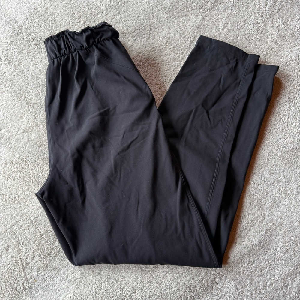 Women’s Lululemon pants
